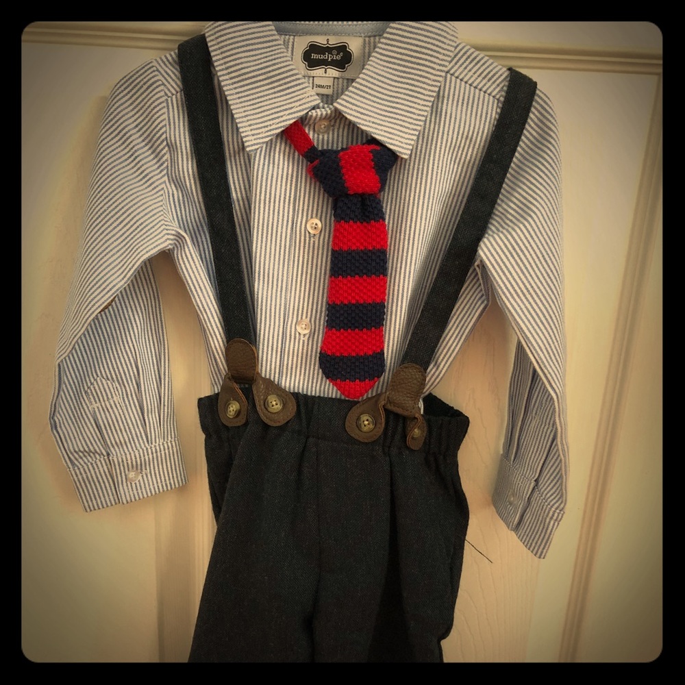 High end boy boutique clothes, in great condition